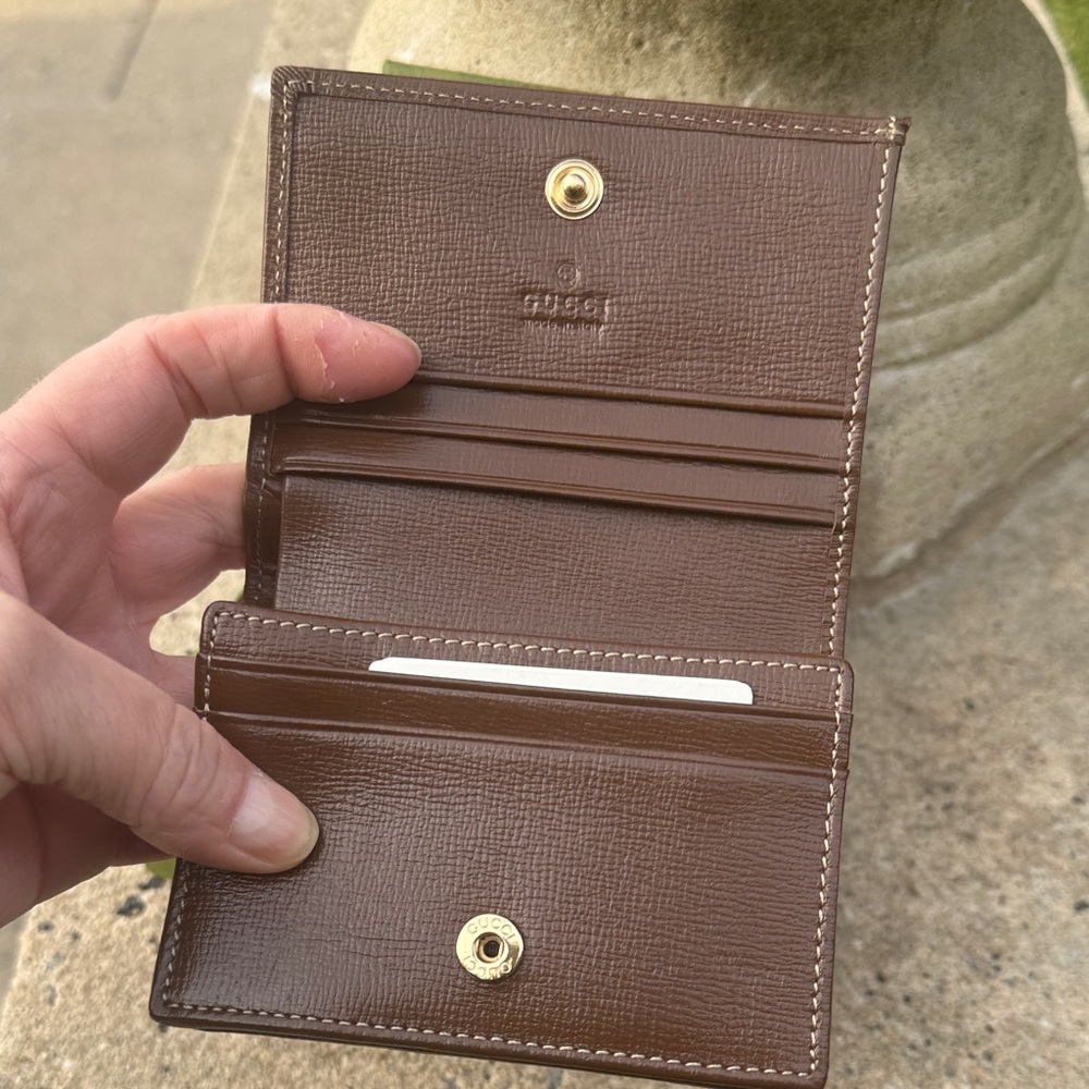 GUCCI 1955 Horsebit GG Supreme Canvas & Leather Compact Wallet (Brown/Gold) NWOT - Picture 6 of 16